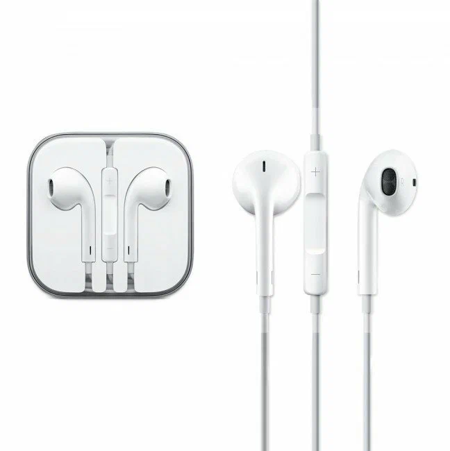 Гарнитура Apple EarPods (MD827ZM/A) Белый в Челябинске купить по недорогим ценам с доставкой